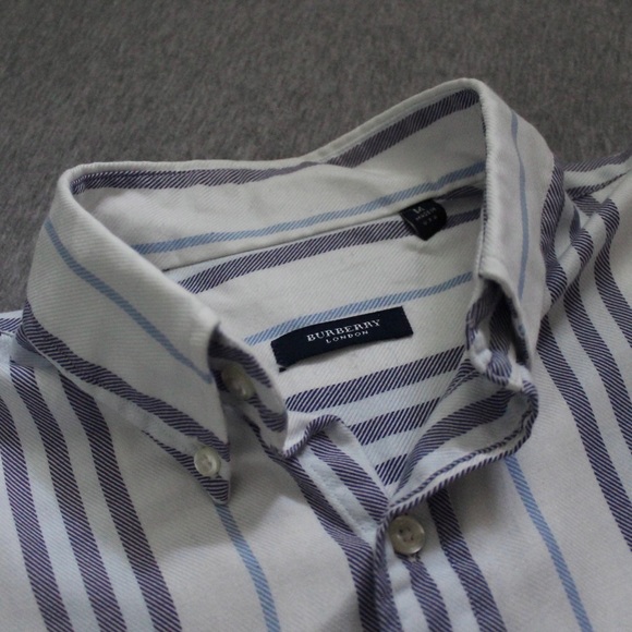 Burberry Button Down Shirt Medium - Picture 2 of 5